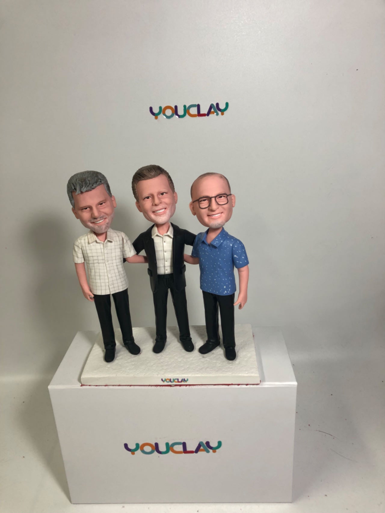 Fully Customizable Triple Bobbleheads（person or pet）